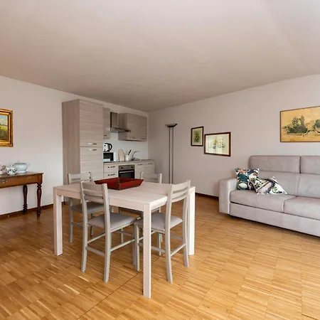 Panoramica Apartment *